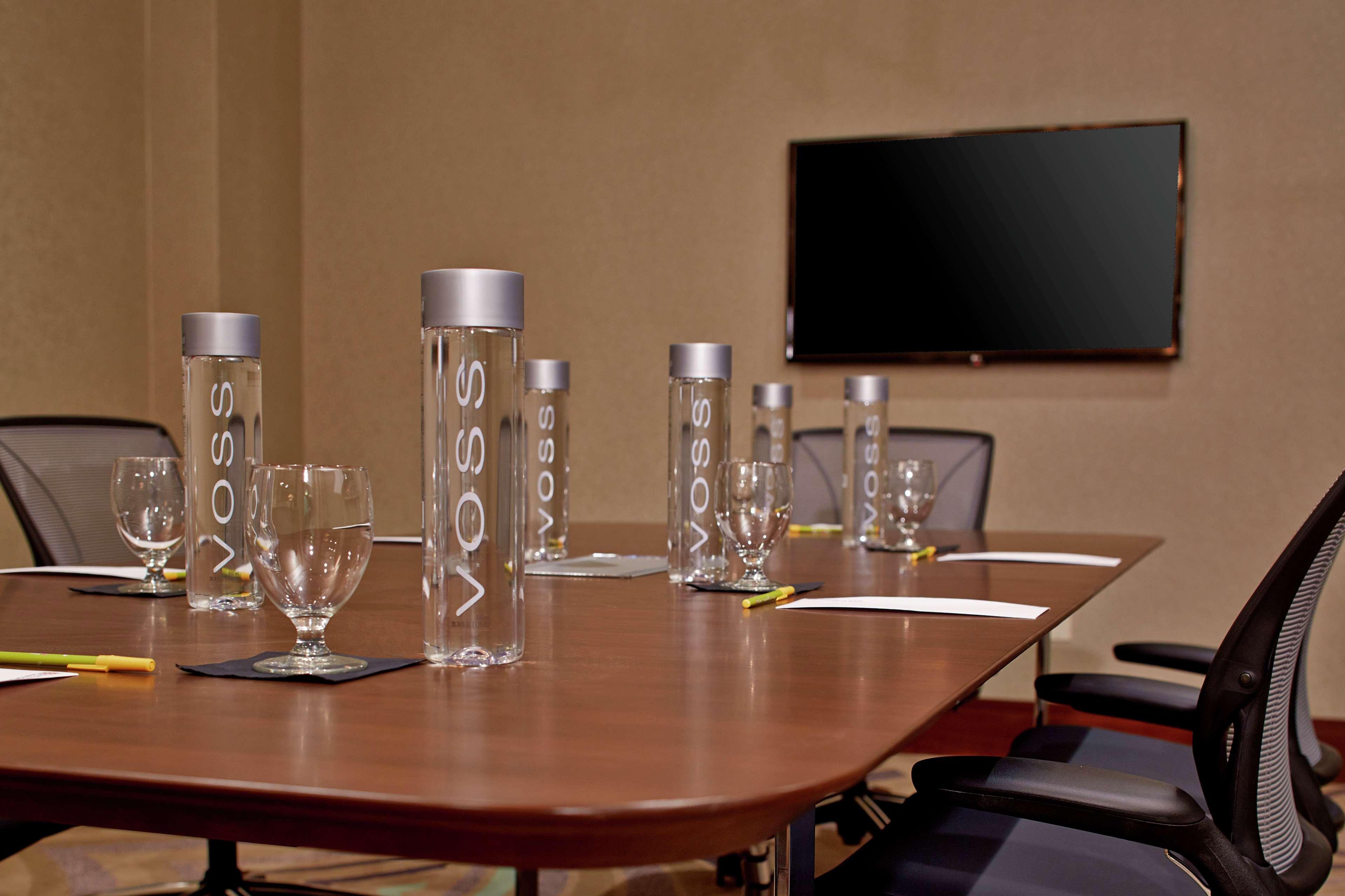 Hilton Garden Inn Phoenix Downtown Bagian luar foto