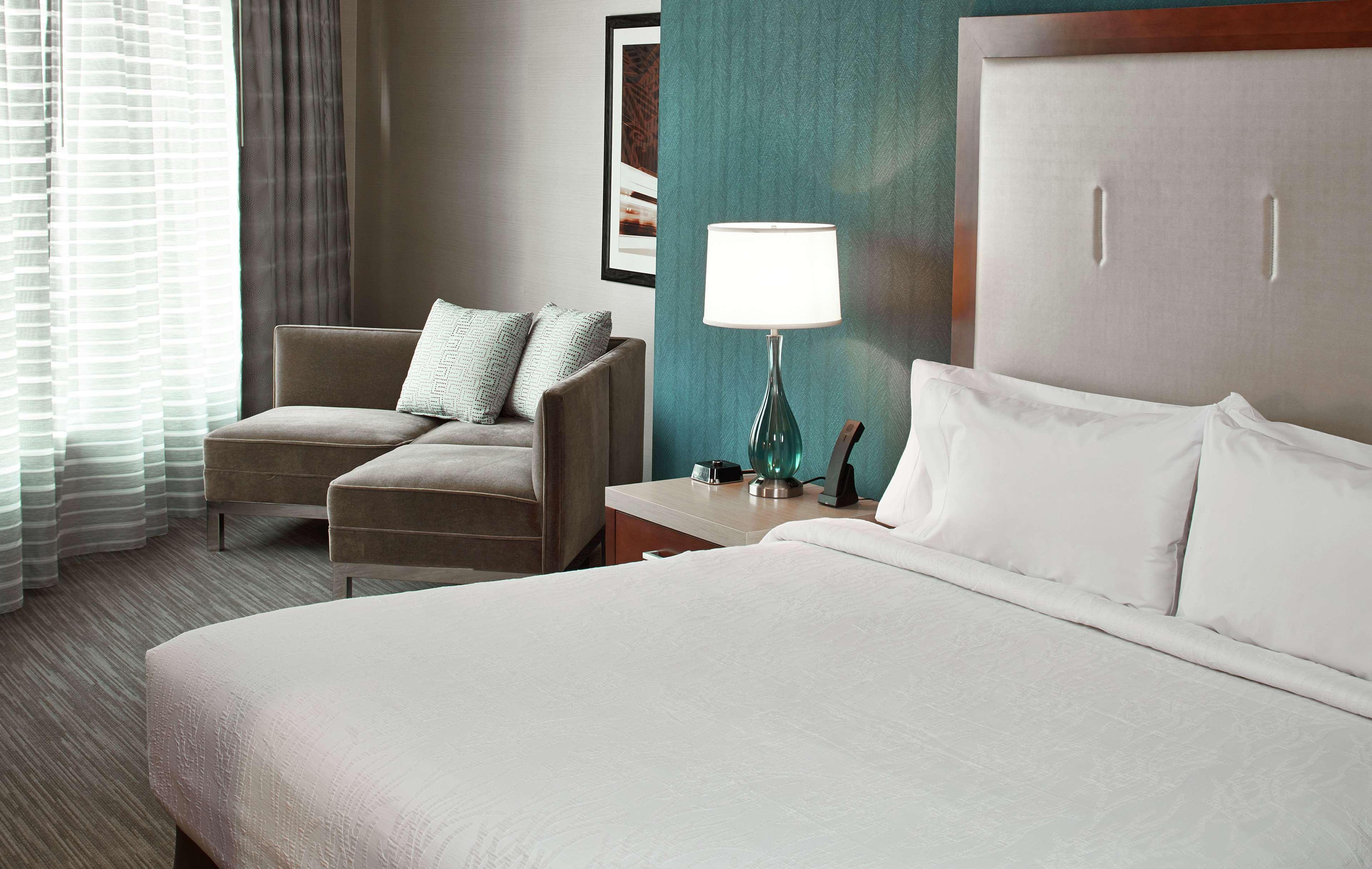 Hilton Garden Inn Phoenix Downtown Bagian luar foto