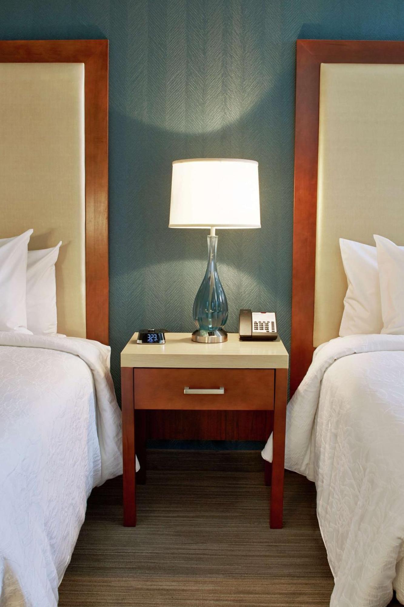 Hilton Garden Inn Phoenix Downtown Bagian luar foto